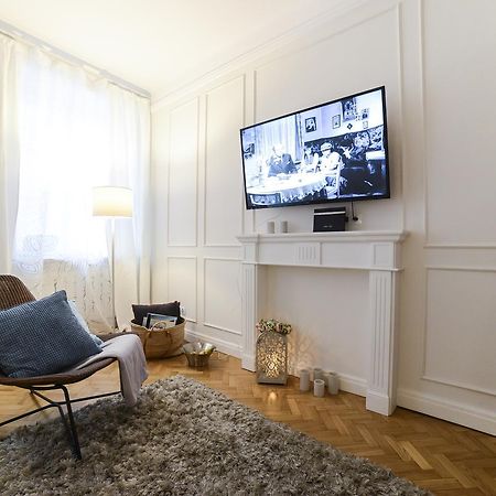 Sparrow Old City Apartment Warsaw Exterior photo